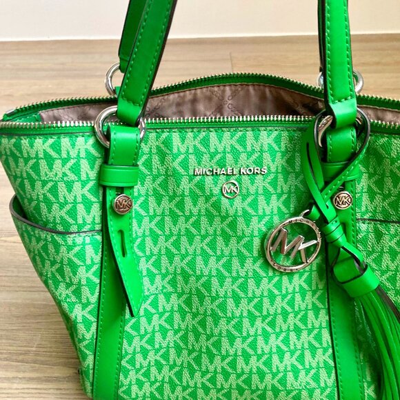 Michael Kors Sullivan Logo Convertible Top Zip Tote, Like New $59 (Retail $278) - Picture 1 of 3